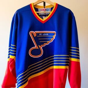 St. Louis Blues Jersey - Adult Medium.